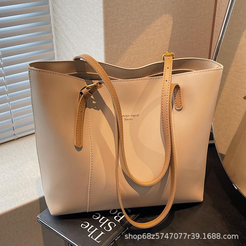 High-end commuting large-capacity bag 2025 new women's bag fashionable versatile shoulder bag summer popular tote bag