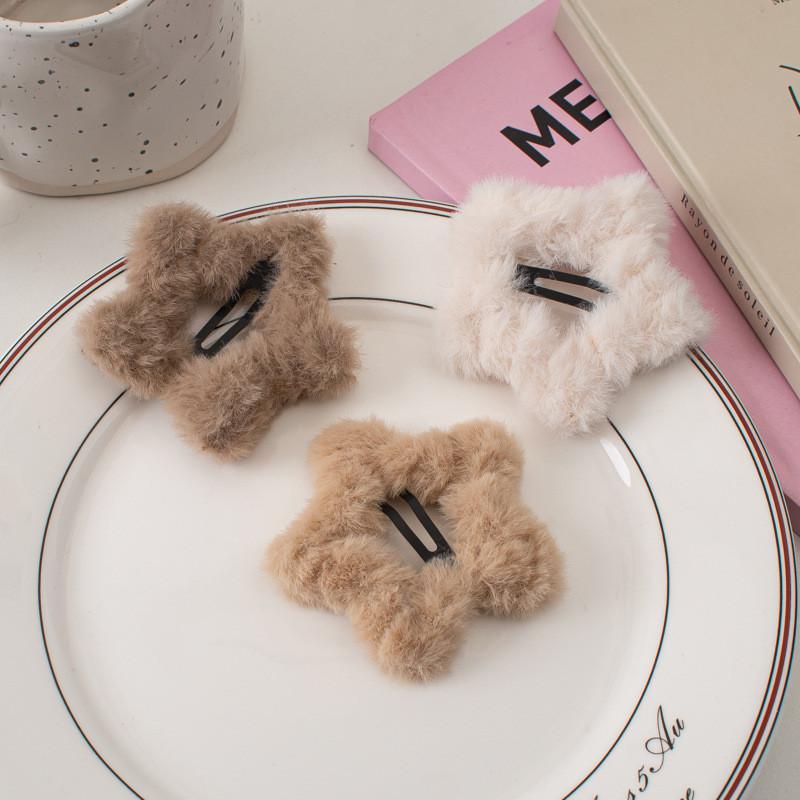 Plush Solid Color Star Hair Clip for Women Y2k Simple Hollow Design BB Clip Hairpin Girl Side Clip Cute Hair Accessories