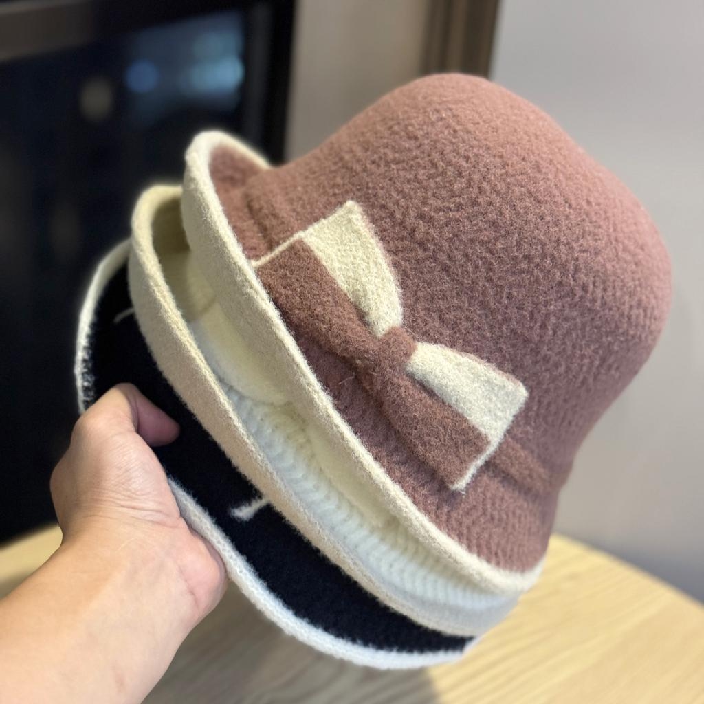 New women's autumn and winter Korean-style two-tone bow fisherman hat, elegant and warm knitted hat for middle-aged and elderly, trendy