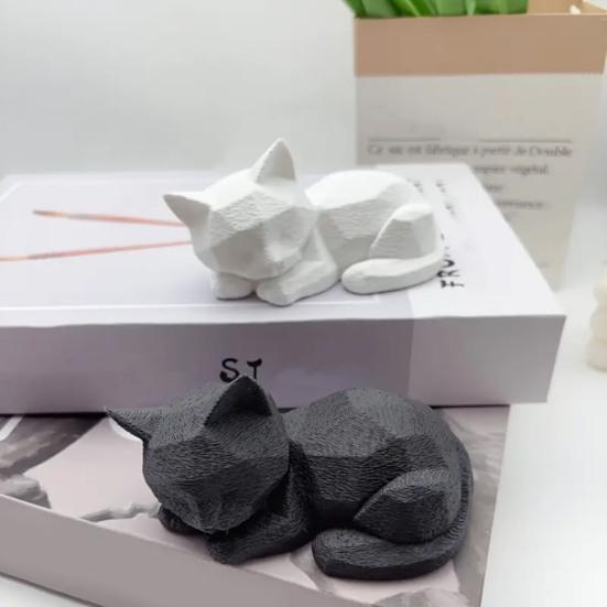 Estátua de Gato Dormindo, Miniatura de Gato Fofa para Mesa Estante, Decoração Geométrica Moderna Impressa em 3D Presente para Amantes de Gatos