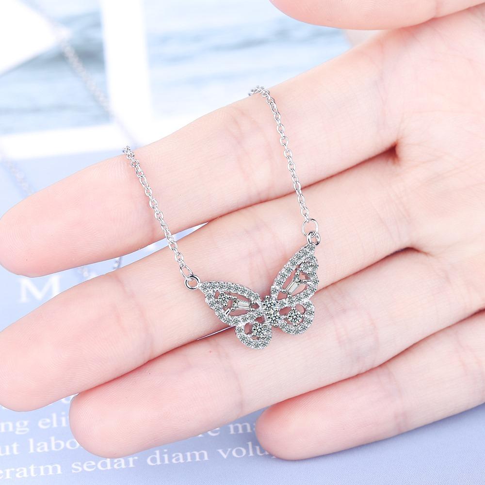 Small Fresh Sweet Flash Diamond Butterfly Necklace Female Short Collarbone Chain Necklace Valentine's Day Gifts Romantic Accessories