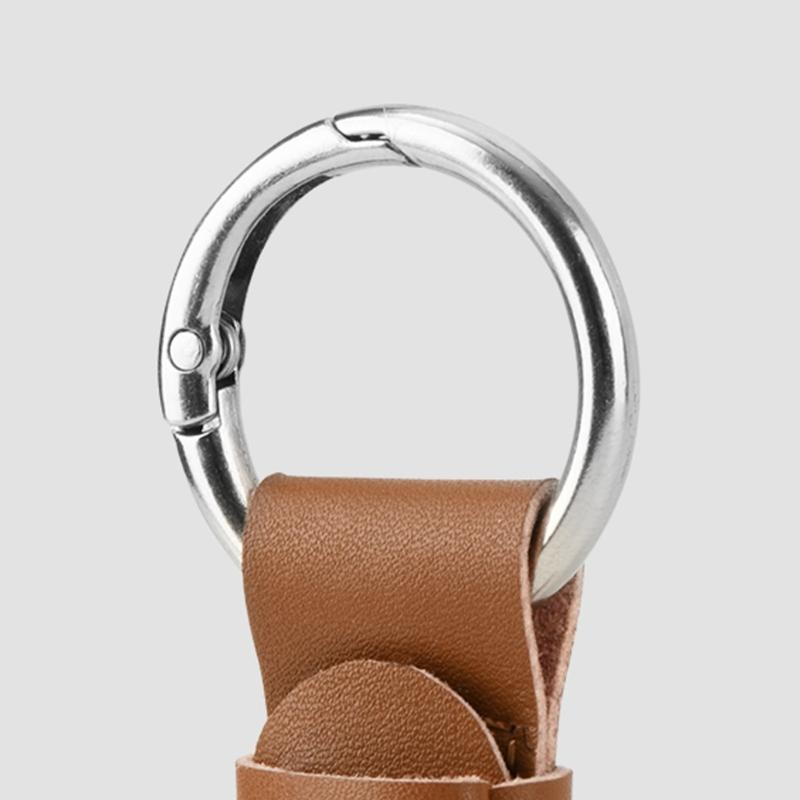 Guitar Pick Container Guitar Accessory Tool Pocket with Keychain Guitar Pick Holder Guitar Pick Pouches PU Texture