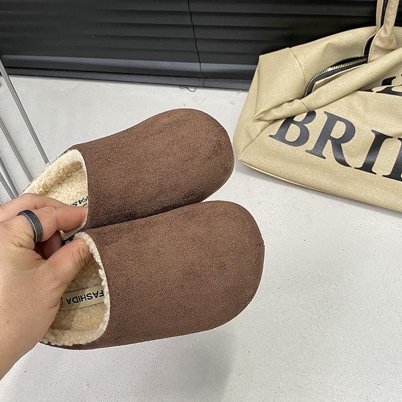 2025 Kids' Autumn/Winter Retro Cartoon Birkenstock Fur Slippers: Korean Style, Versatile & Fashionable for Outdoor Use.