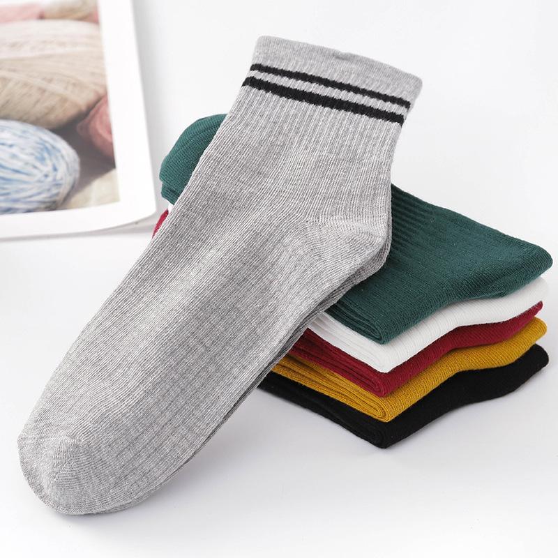 Women's Autumn and Winter Fashion Solid Color Stripes Sports Two Bars in The Tube Cotton Socks