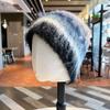 Neue Dopamin-Farbige Plüschmütze für Damen im Herbst und Winter Verdickte Warme Fischerhut Ohrenschutz Gestrickte Wollmütze