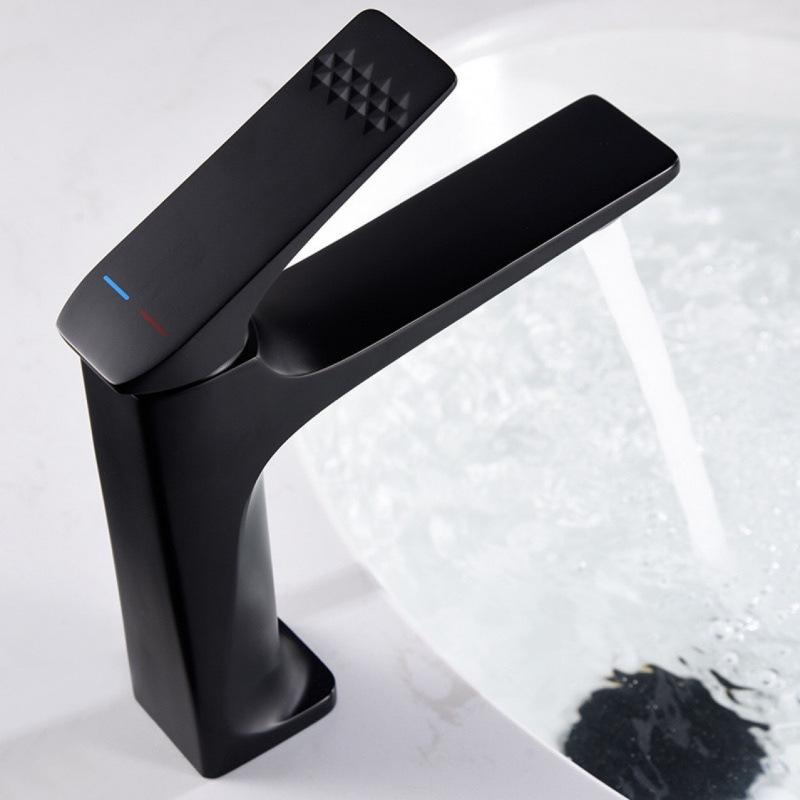 

High-end Bathroom Faucet Hot and Cold Sink Brass core Faucet Anti Splash Washbasin in The Bathroom Bathroom Sink Tapware Tap чорний
