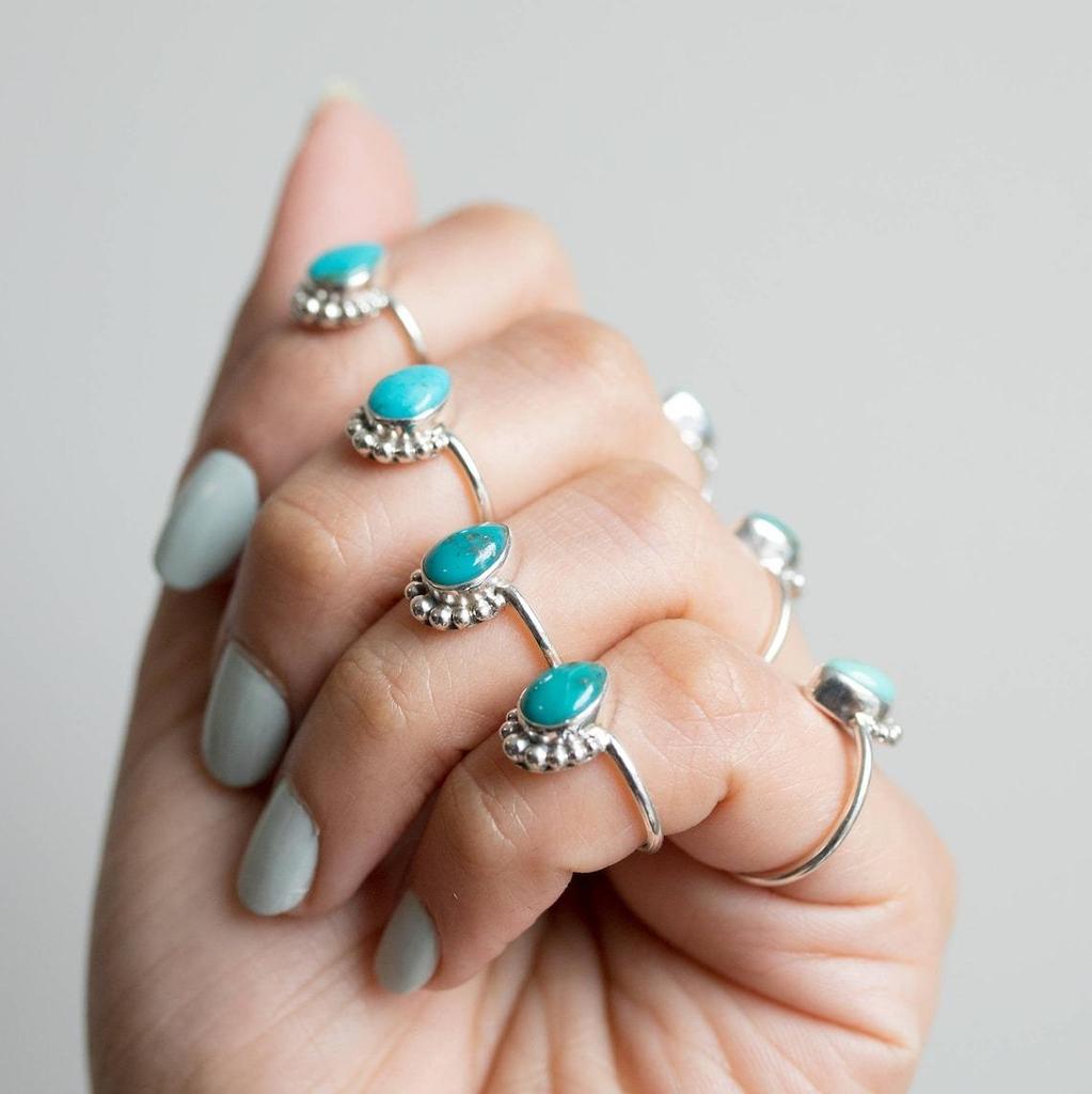 Narin Turkuaz Yüzük • Kişiye Özel Narin Yığılabilir Yüzük • Yeni Anne İçin Kişiselleştirilmiş Hediye • Bebek Duşu Hediyesi • Evcil Hayvan Severler İçin Takı •