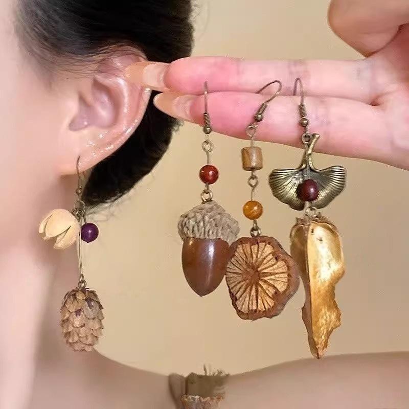 Retro Wooden Plant Earring For Women Creative Natural Plant Dried Fruits Drop Earrings Ethnic Jewelry Accessories