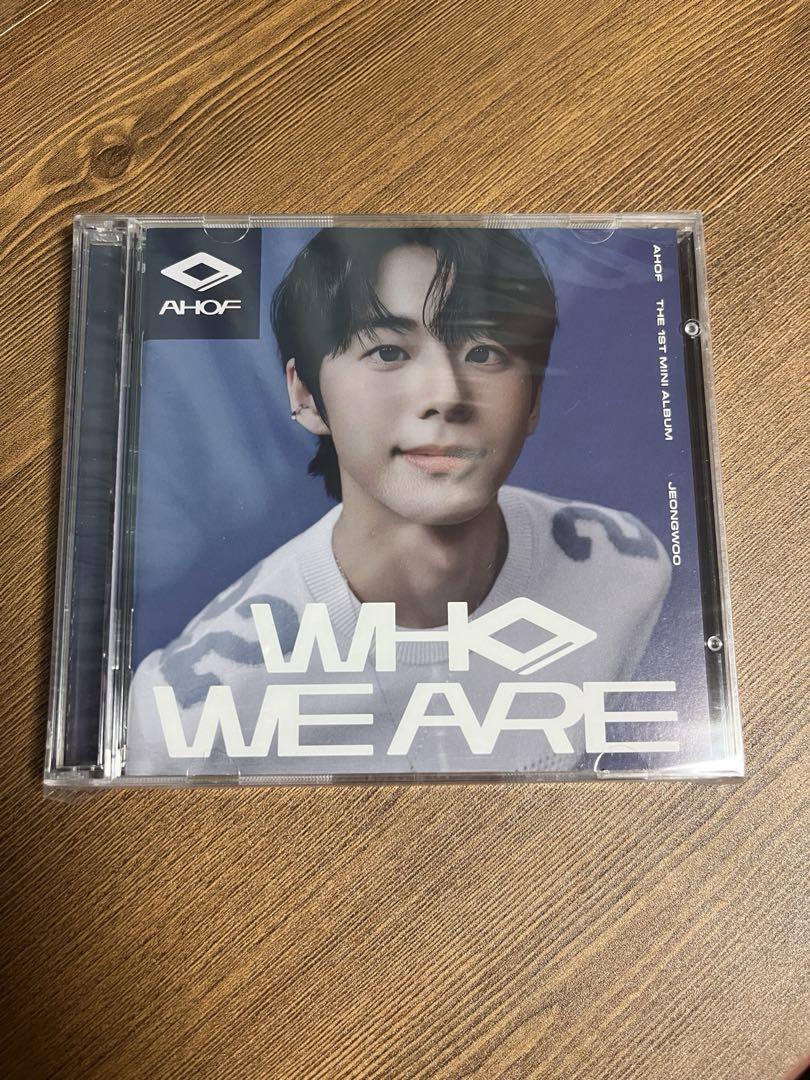 

[USED] AHOF WHO WE ARE Jewel Jungwoo Item