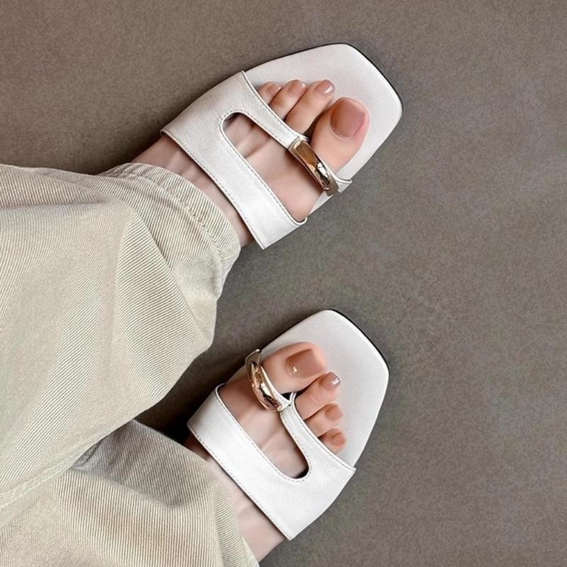 Fashion Women Slippers Casual Anti-slip Designer Slippers Comfortable Outdoor Sandals Fashion Elegant Flat Shoes Summer New Slides Women