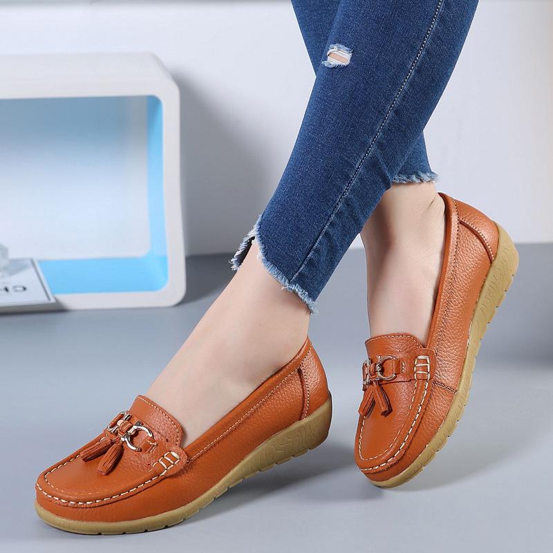 Autumn Mother Shoes Single Shoes Women's Flat Bottom Women's Doudou Shoes Genuine Leather Flat Heel Soft Sole Leather Shoes Large Size Foreign Trade W