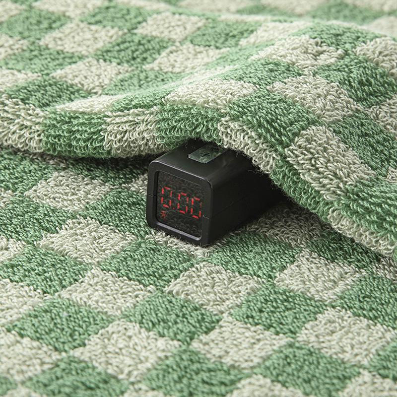 100% Cotton Checkerboard Towel - Absorbent, Thick, and Soft (34x75cm)