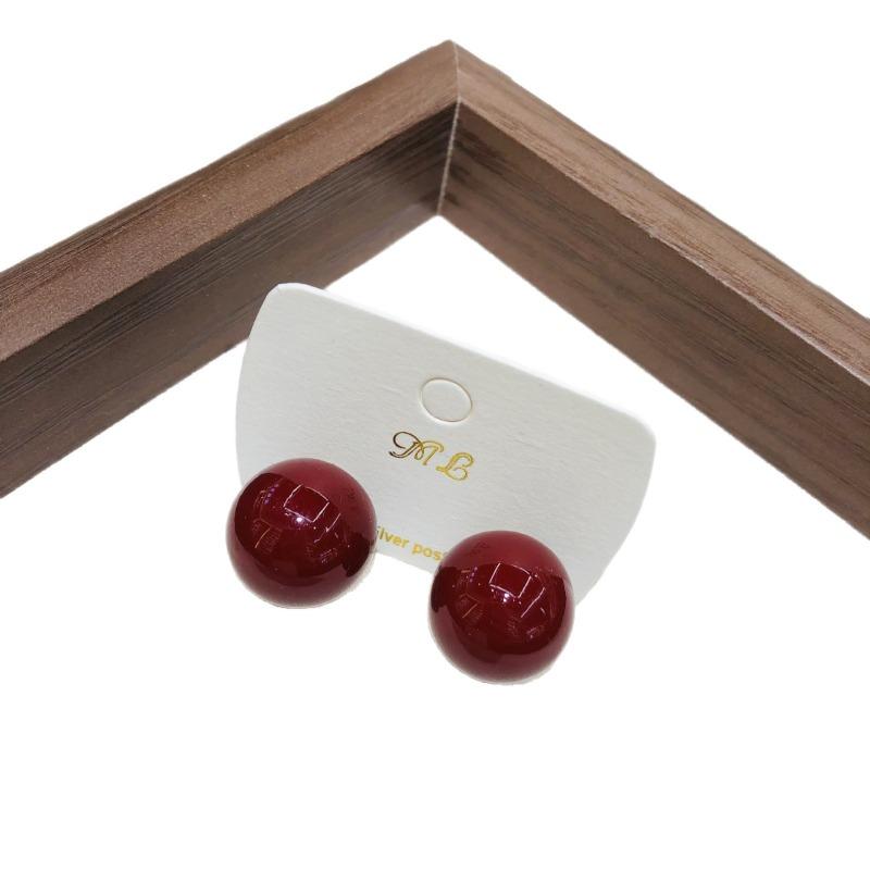 Elegant Pearl Stud Earrings Women's Fashionable Jewelry Geometric Design Luxury Feelings Fashion Commute