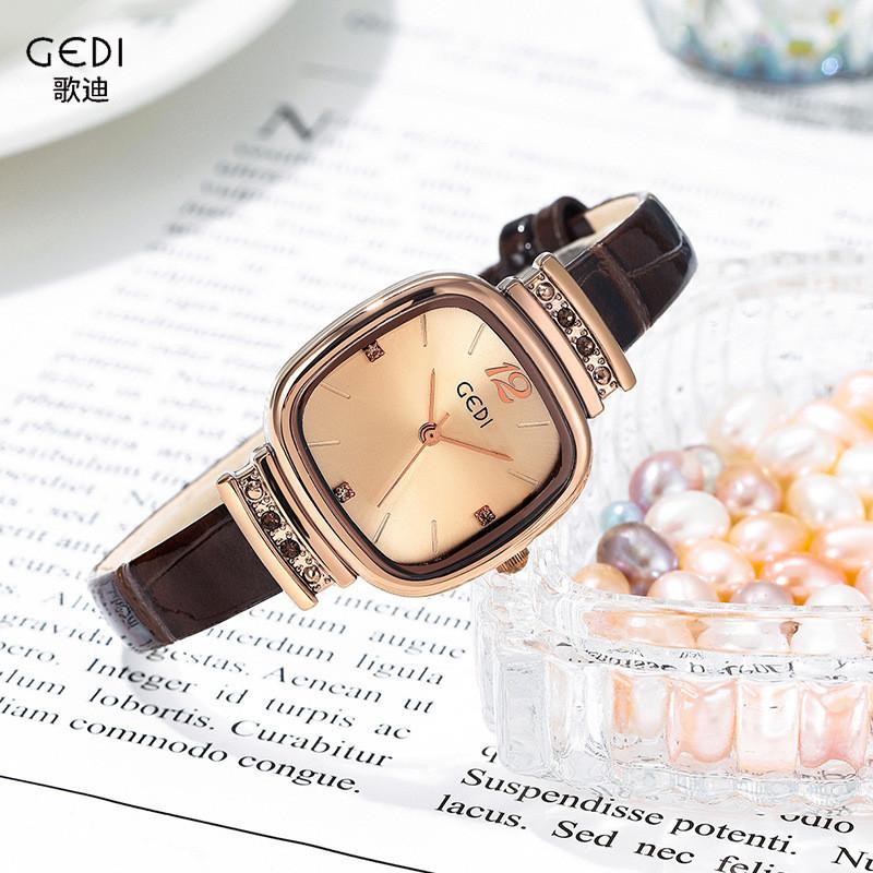

Gadi Vintage Ladies Quartz Watch With Water Resistant Leather Strap For Elegant Women
