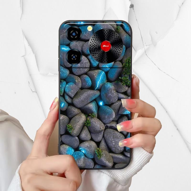 Cartoon Astronaut Phone Case For ZTE Nubia Music Cover Soft TPU Protective Shell For Nubia Music Cases Z2353 Black Silicone Capa