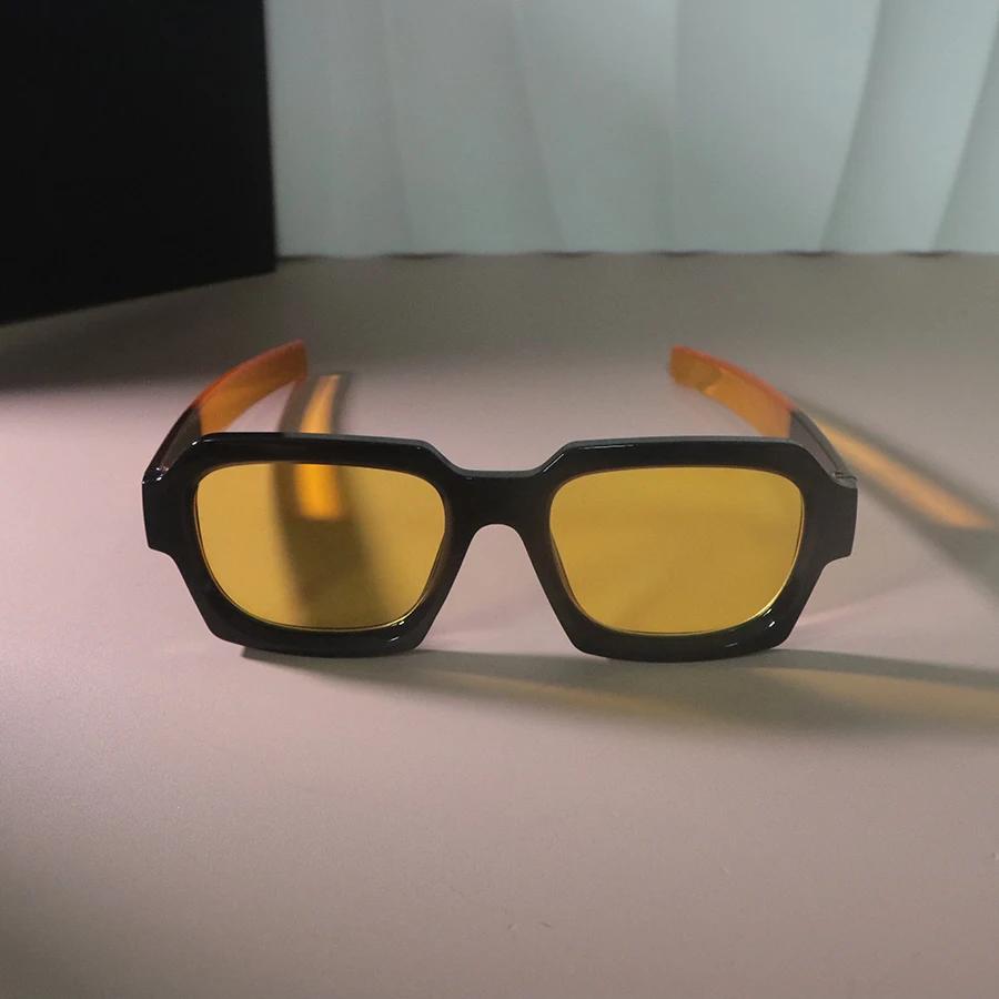 Retro Square Sunglasses Women Fashion Plastic Frame Vintage Sun Glasses Men Stylish Oversized Eyewear