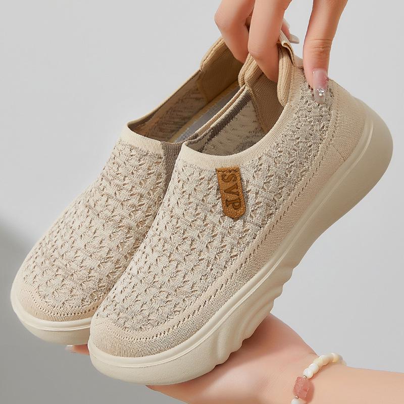 Women's All-Match Summer Breathable Flywoven Soft Sole Casual Sports Shoes