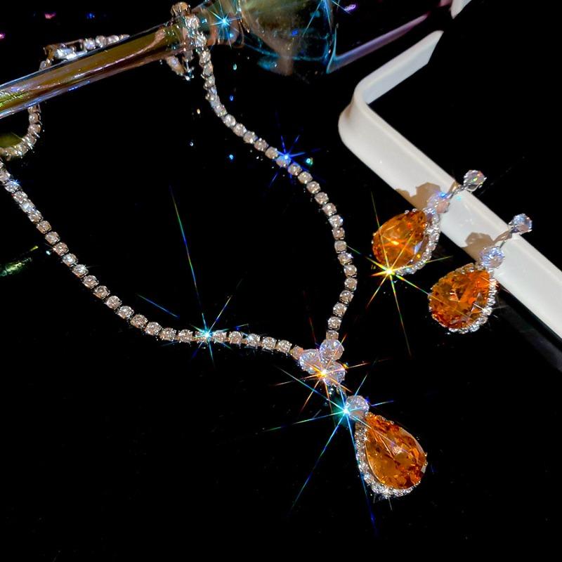 European and American zircon water drop earrings necklace niche court style jewelry set retro light luxury high-end jewelry wholesale