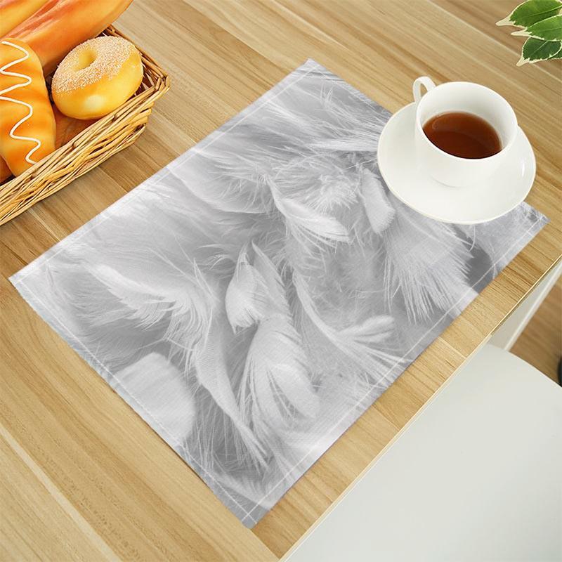 

Feathers Print Linen Dining Table Mats Alphabet Kitchen Placemat 30X45cm Coasters Pads Bowl Cup Mat 2pcs 30x45cm