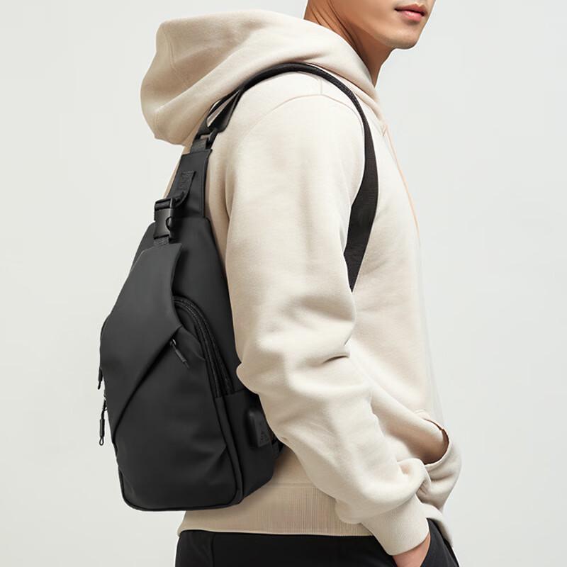 Men's Sports Crossbody Chest Bag