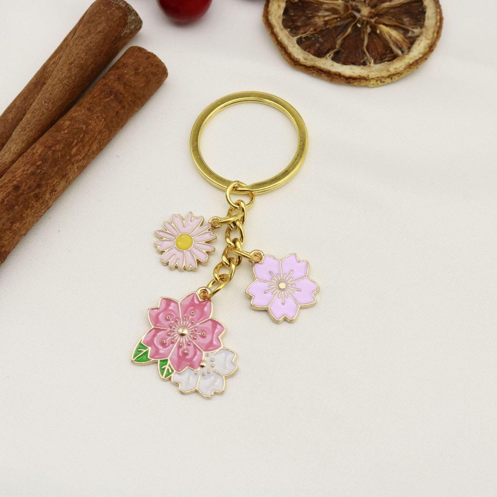 Women's Flower Keychain Pendant - Cute Bag Accessory