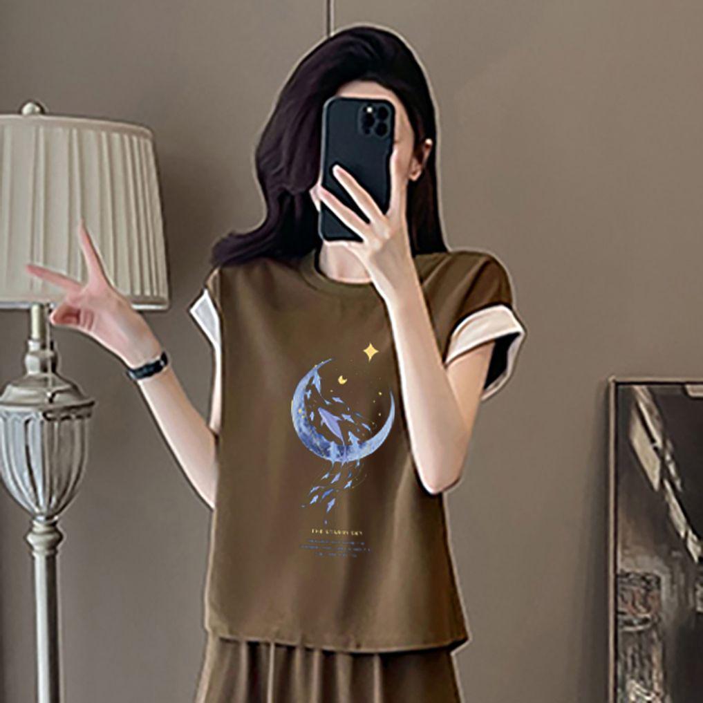 European Plus-Size Women's Two-Piece Set: Color Block Short Sleeve T-Shirt & Pocket Skirt