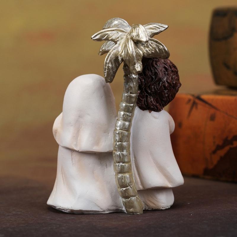 Elegant Nativity Scene Figurines Set for Christmas Home Decoration On Tables and Fireplaces Ornament