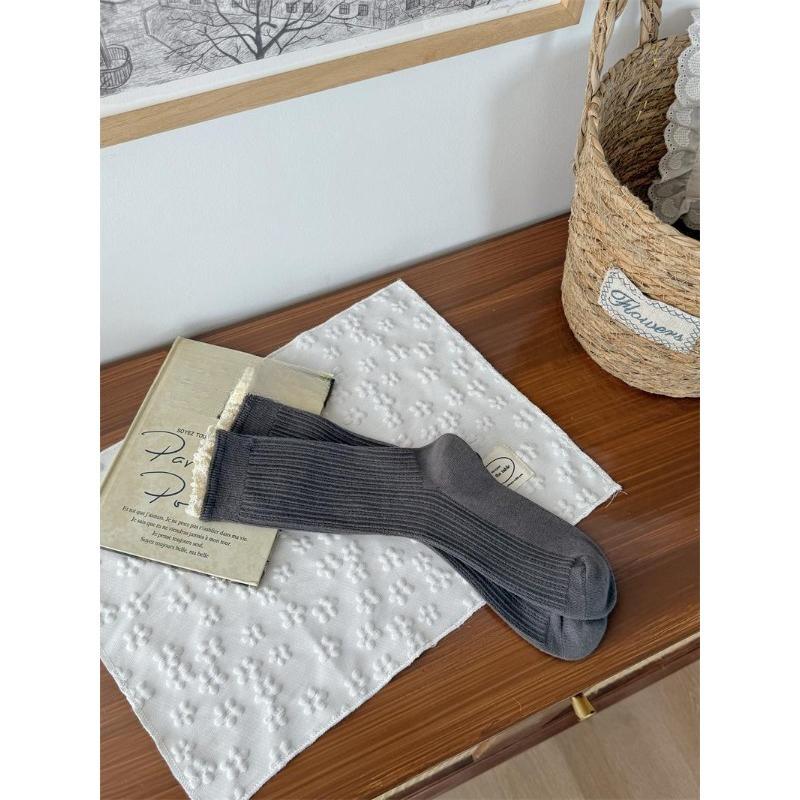 

Female Autumn and Winter New Product Pure Color Twist Lace College Wind Tube Stack Socks 1 pair