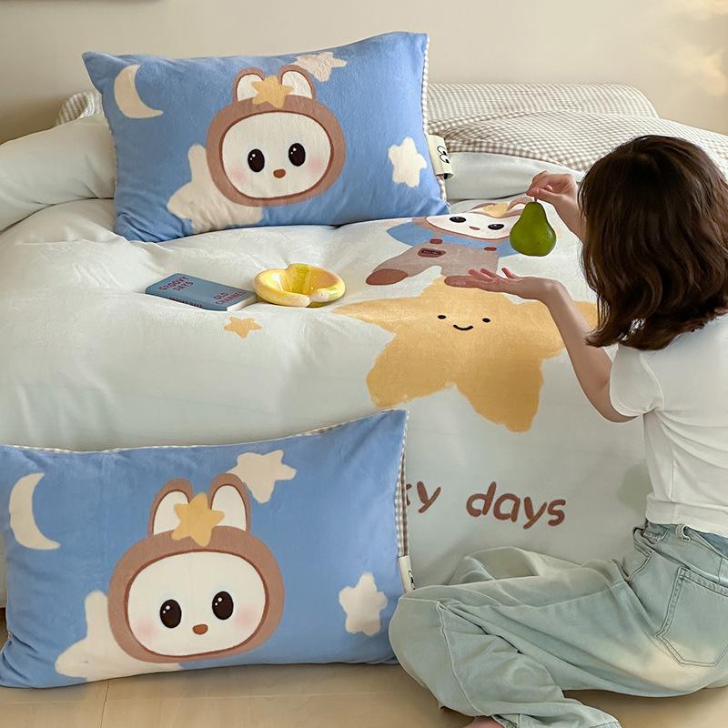 

Blogger Large-Scale Cartoon Digital Printing Thickened Milk Fleece Series Four-Piece Set 1.2m sheet 3pc