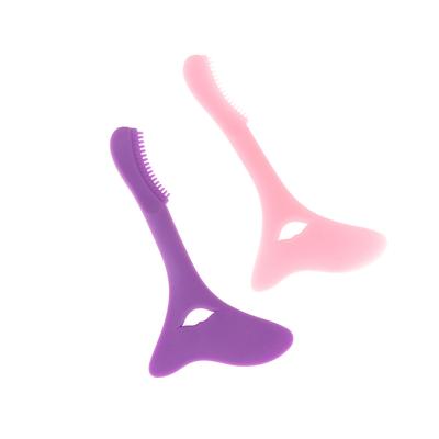 Multi-Functional Eyeliner Stencil Wing Tips Silicone Eyeliner Aid Drawing Lipstick Wearing Assistant Baffle Reusable Makeup
