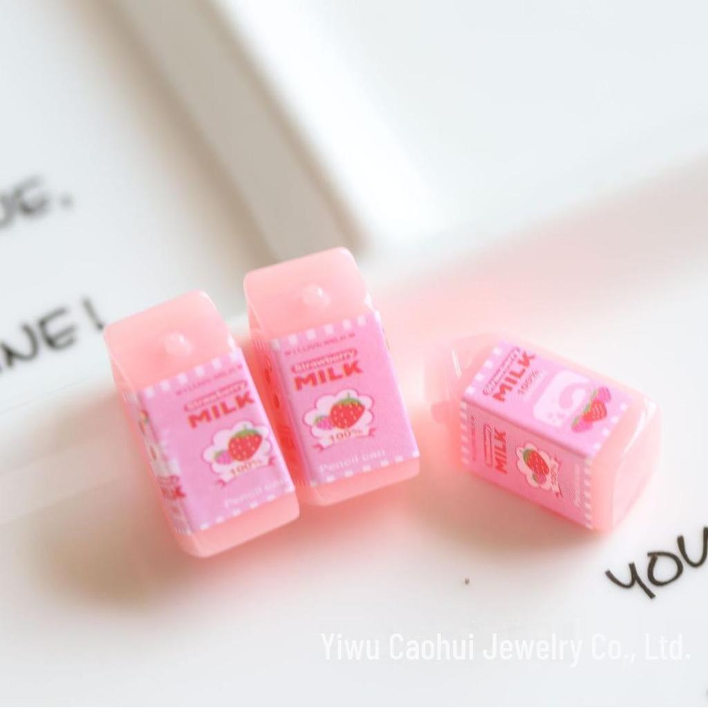 Simulation Milk Beverage Bottle DIY Resin Jewelry Toy - Small Ornaments with Strawberry and Apple Juice Design