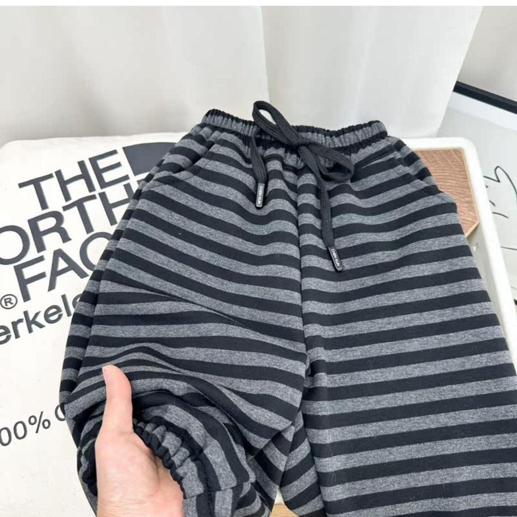 Children's 2025 Velvet-Lined Striped Sweatpants: Thick, Stylish, Versatile for Sports and Winter