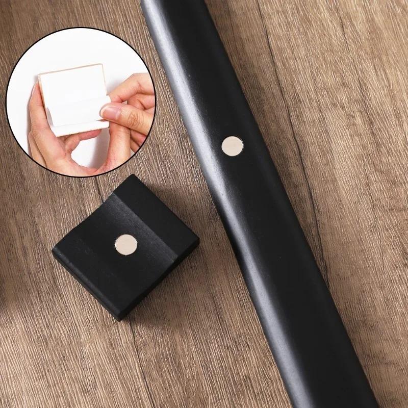 26cm Beech Wood Magnetic Shoe Horn Minimalist Practical Magnetic Storage Universal Shoe Helper for All Footwear