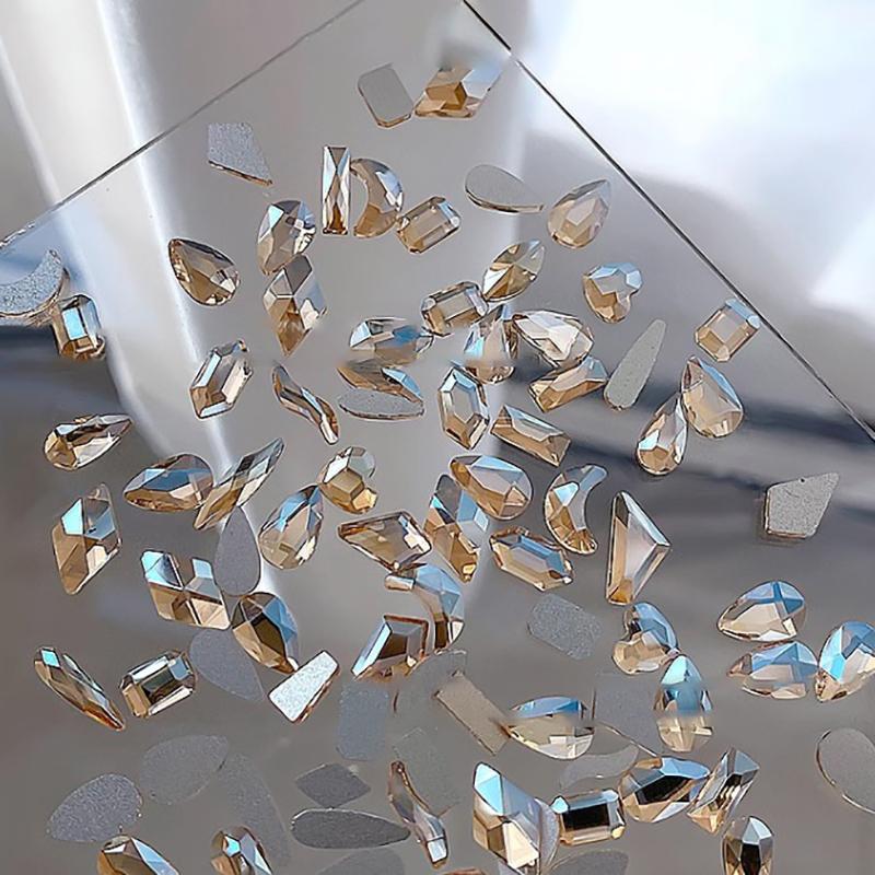 50 Stück Mini Rhombus Nagel Flache Unterseite Nagelkunst Edelsteine Schimmernde Maniküre Spitze 3D Nagelkunst Dekoration