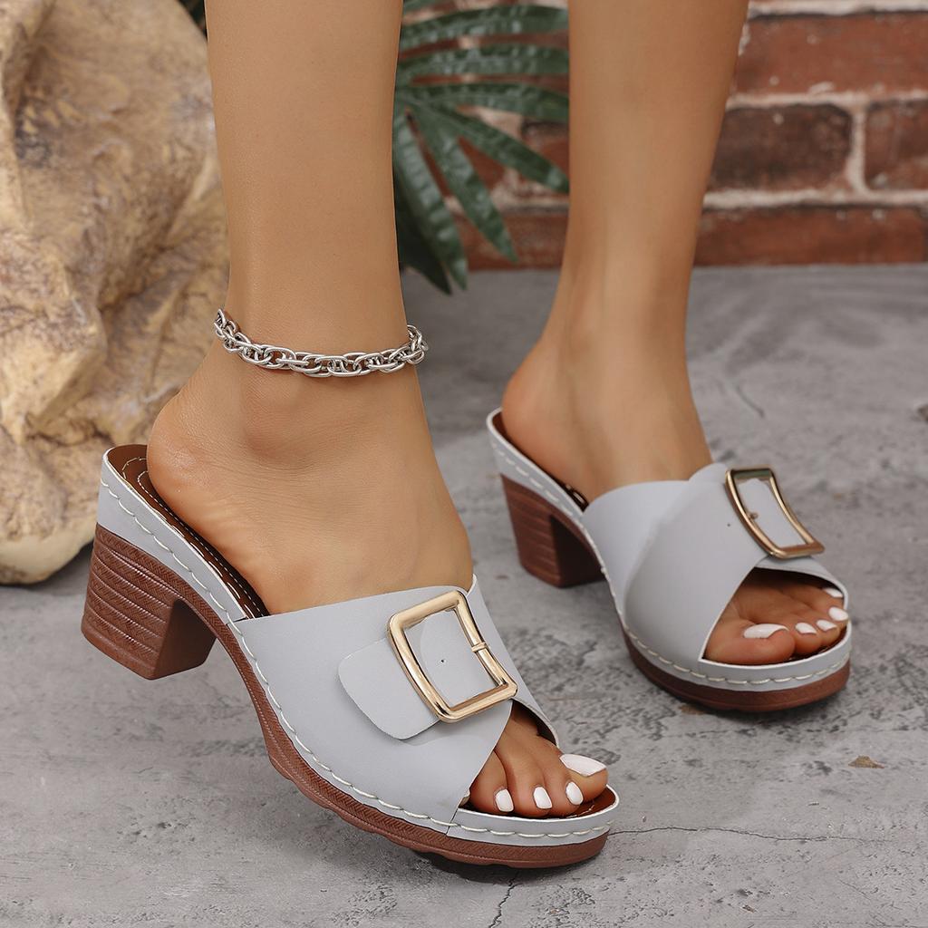 Fashion Women Metal Buckle Slippers Flats Platform Flip Flops Shoes Female Summer Beach Sandals Fashion New Casual Open Toe Slides