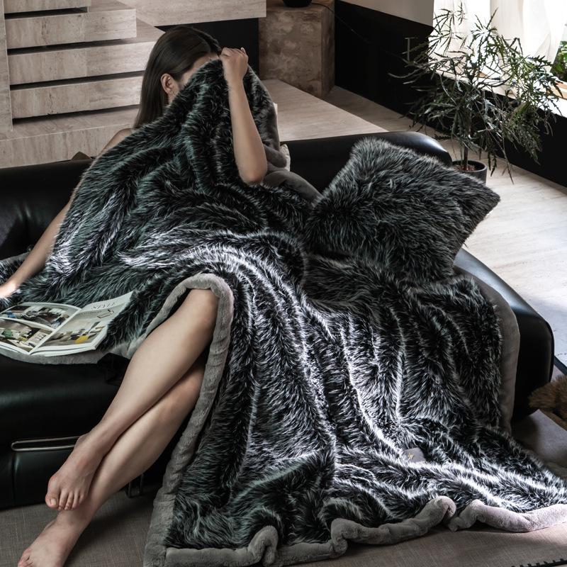 Luxury Faux Fox Fur Blanket: Thick, Warm Raschel Cover for Autumn/Winter, Perfect for Sofa or Air Conditioning Use.