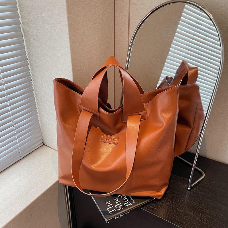Large-capacity bag women's new fashionable and simple commuter bag trendy shoulder bag tote bag