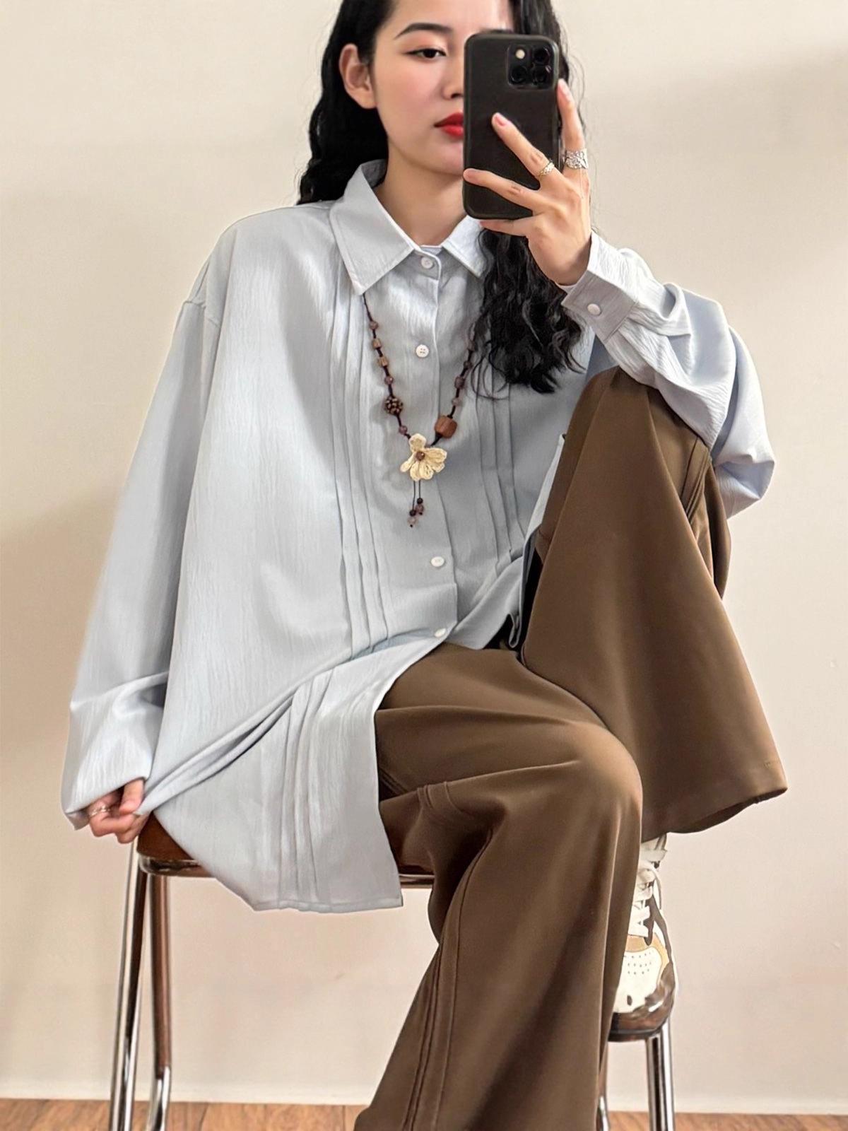 Women s Early Autumn Japanese-Inspired Pleated Long-Sleeve Shirt - Casual and Loose Fit S (80-95 jin) синий