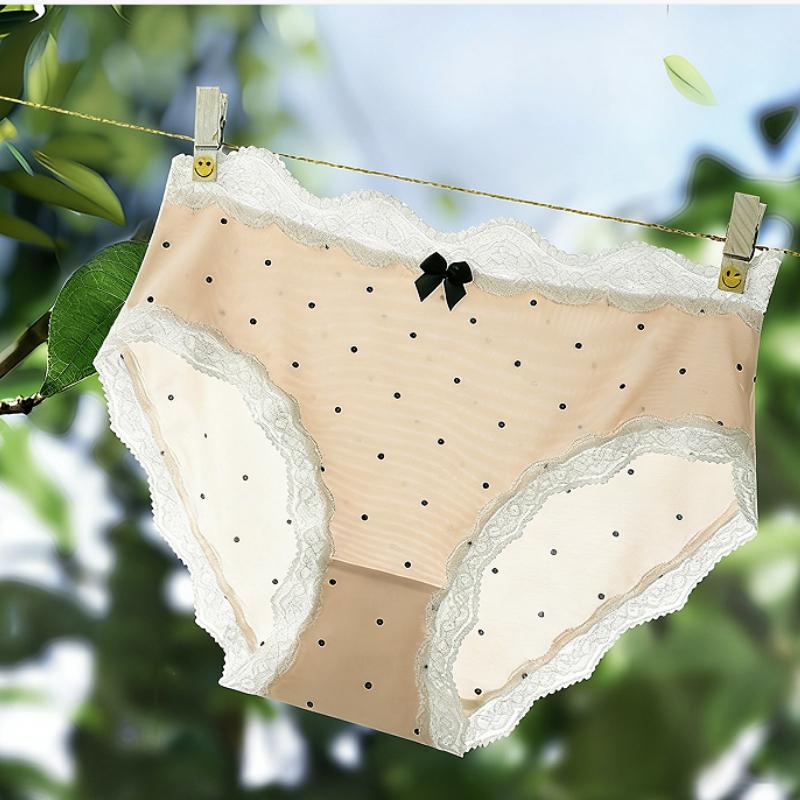 1pcs Japanese-style Girly Simple Sweet Lace Polka Dot and Bow-trimmed Comfortable and Breathable Triangle Panties.