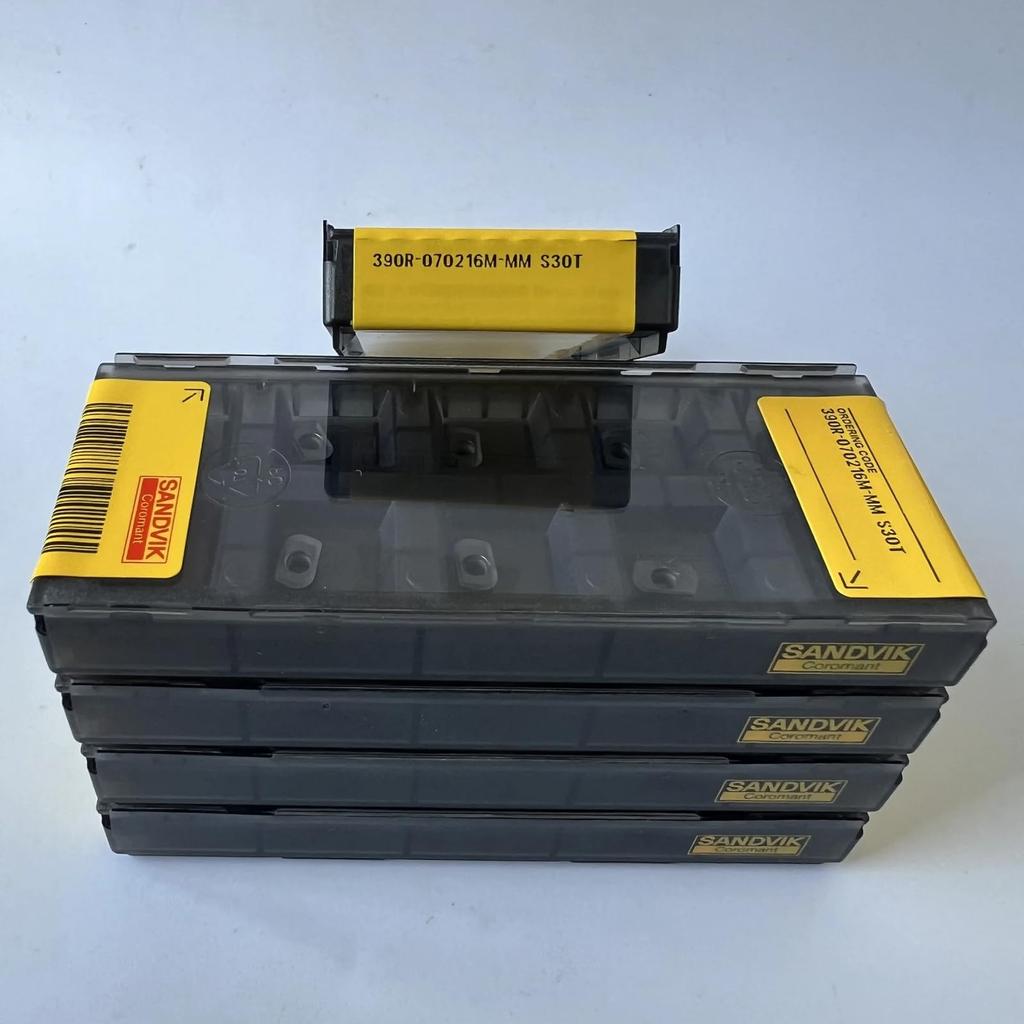 Original Sandvik / 390R-070216M-MM S30T / CNC lathe carbide blade 10 PCS