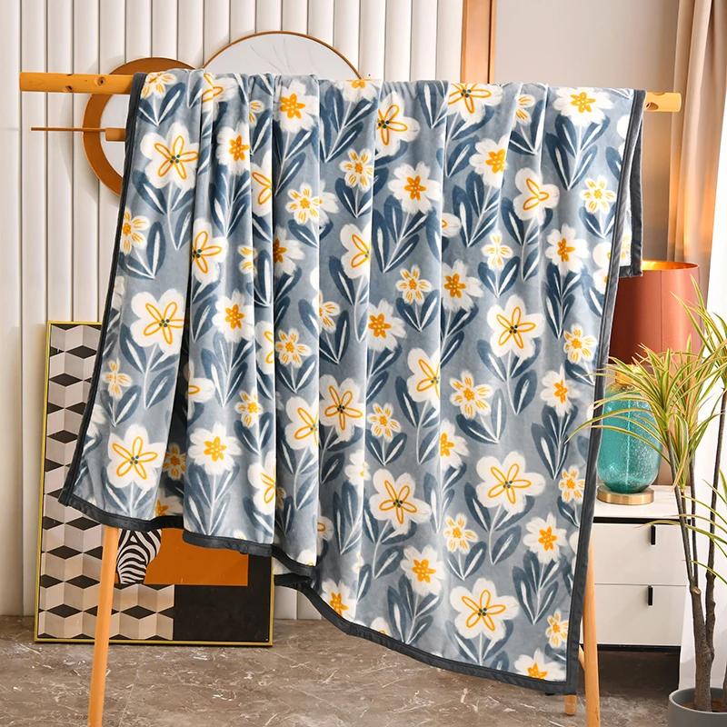 White Floral Throw Blanket Luxury Warm Fuzzy Soft Cozy Flannel Blanket for Home Sofa Couch Chair Decorative Bedroom Bed Blankets