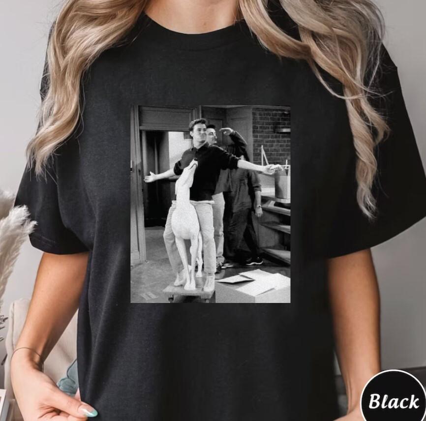 

Chandler Bing Shirt Friends Shirt Matthew Perry Memorial T-Shirt For Fans Unisex T-Shirt XXXL