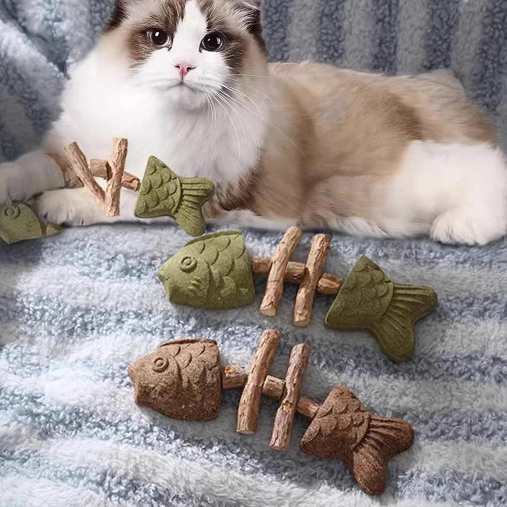 Realistic Fish Shaped Cat Chew Toy Durable Teething Bone For Kittens With Silvervine And Catnip