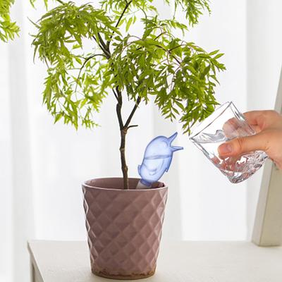 Pacote com 8 estacas de autoirrigação, globos de irrigação de plantas, irrigação automática por gotejamento, estacas de autoirrigação, raízes úmidas para ambientes internos e externos