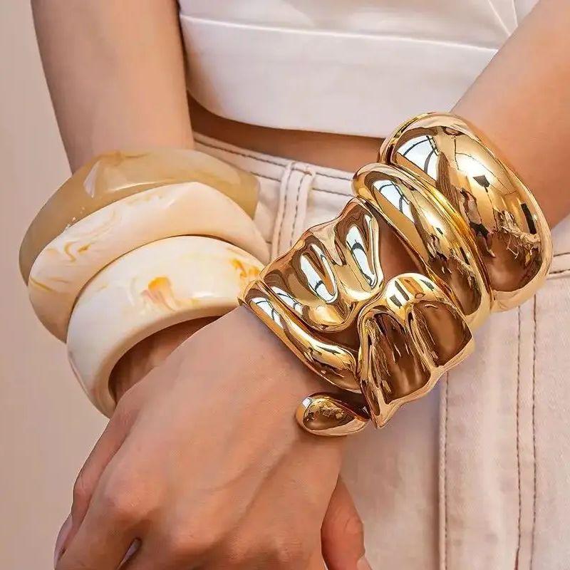 DIEZI 7 Style Exaggerated Hip Hop Gold Color Metal Cuff Bangles for Women Men Punk Geometric Round Bracelet Party Jewelry Set