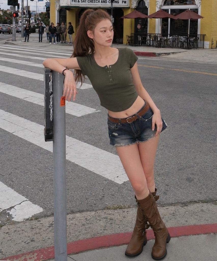 Kkuape Button Slim Round T-Shirt_3Color