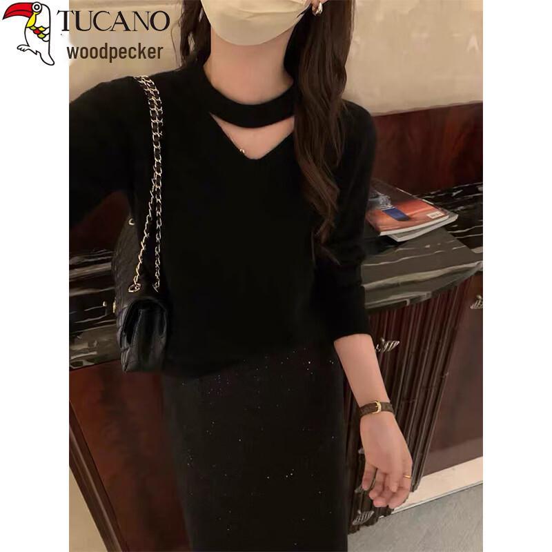 Women s V-Neck Slim Fit Knit Sweater One Size 2880₽