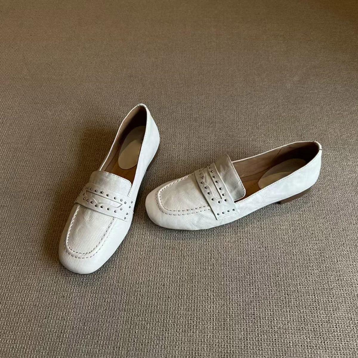 

Sheepskin version~ White loafers, women s British style small leather shoes, one-pedal lazy shoes, genuine leather flat-soled single shoes 35