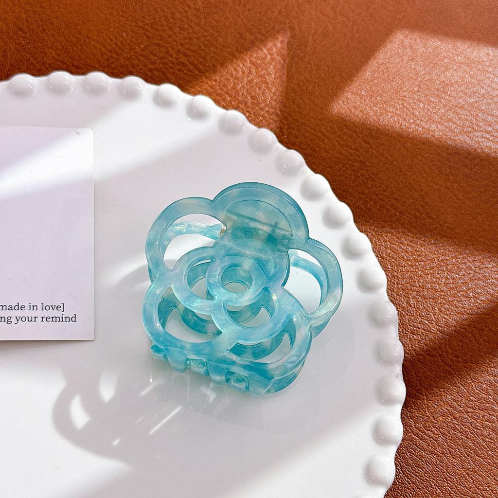 Chic Camellia Flower Doweisi Hair Clip In Vibrant Colors For Fashionable Styles