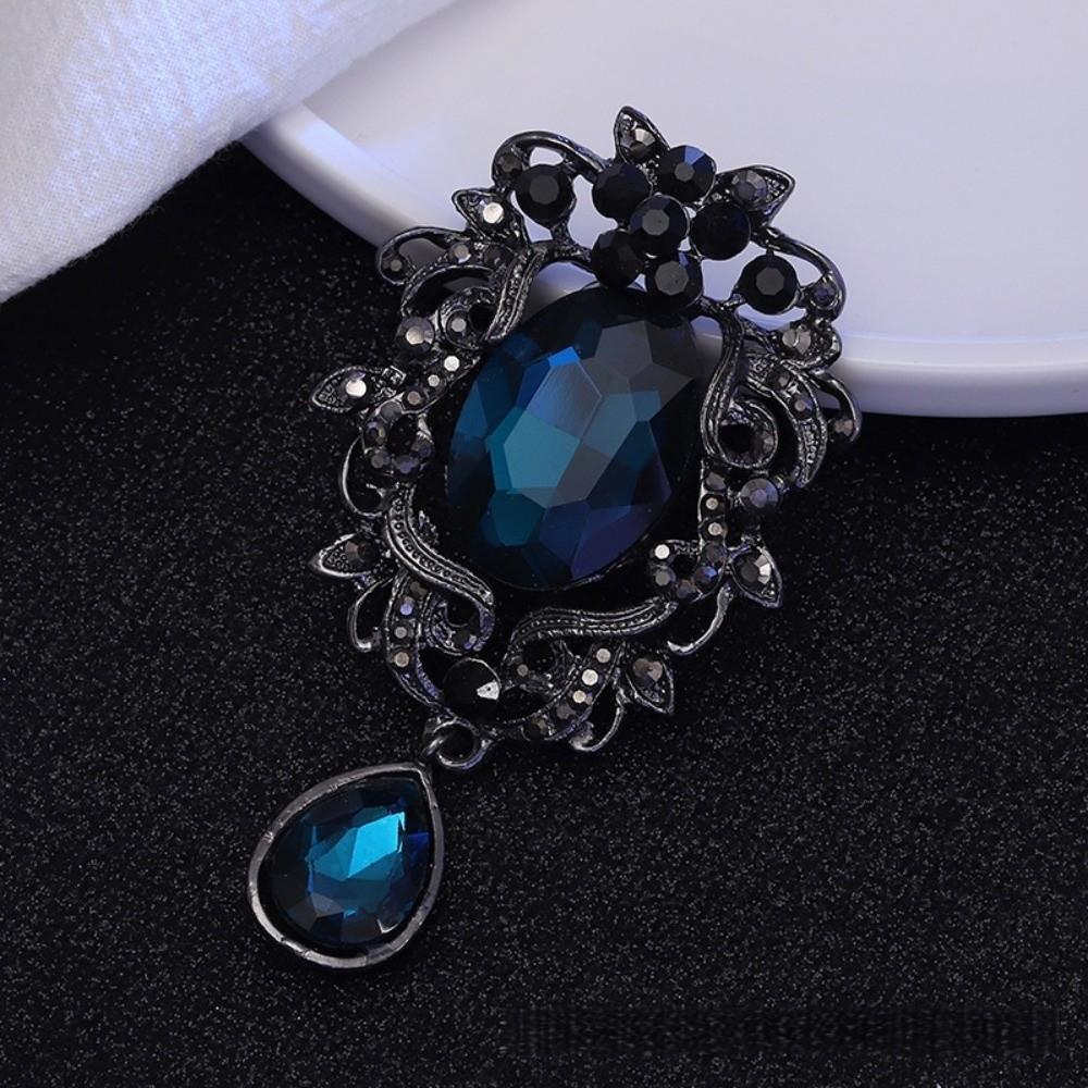 Bouquet Decor Rhinestone Pendant Water Drop Shape Brooch Pins Parts  DIY Crafts